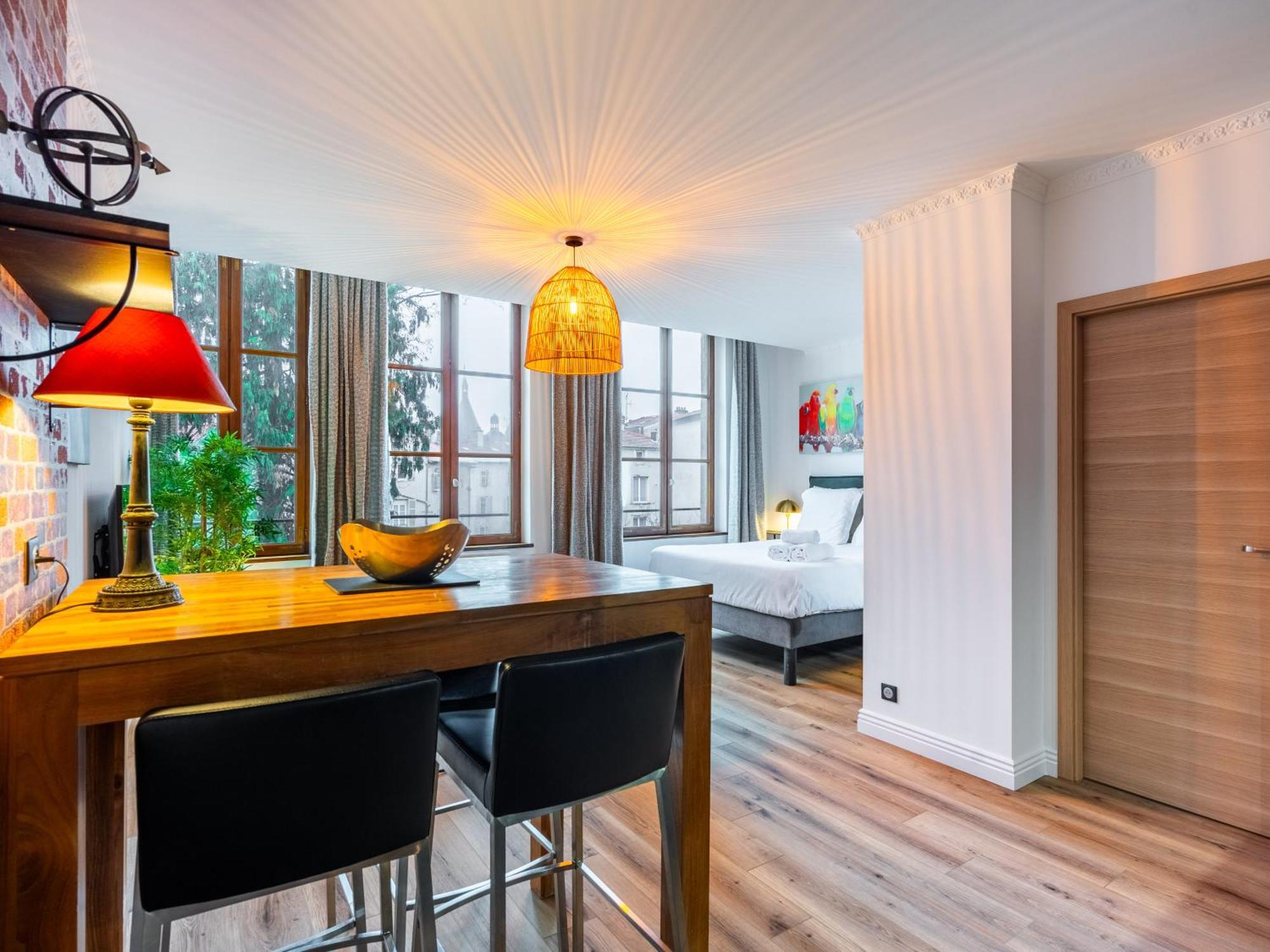 Le Relais Ducal - Appartements D'Hotes Vieille Ville Nancy Eksteriør bilde